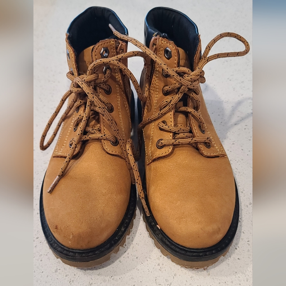 Zara kids boys leather boots EUR 32 or US 1.5